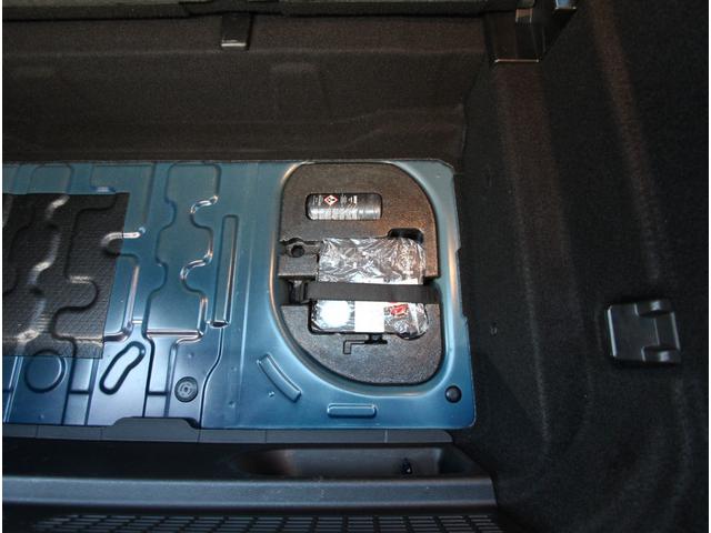 MINI クーパー セブン LEDオートライト レインセンサー 専用ハーフレザーシート クルーズコントロール 純正HDDナビ ブルートゥース AUX&USB入力 バックカメラ ドライブレコーダー 専用17インチアルミ ETC(45枚目)