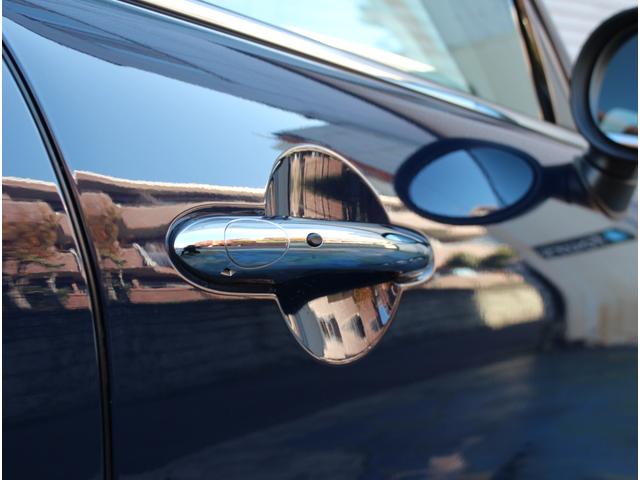 MINI クーパー セブン LEDオートライト レインセンサー 専用ハーフレザーシート クルーズコントロール 純正HDDナビ ブルートゥース AUX&USB入力 バックカメラ ドライブレコーダー 専用17インチアルミ ETC(47枚目)