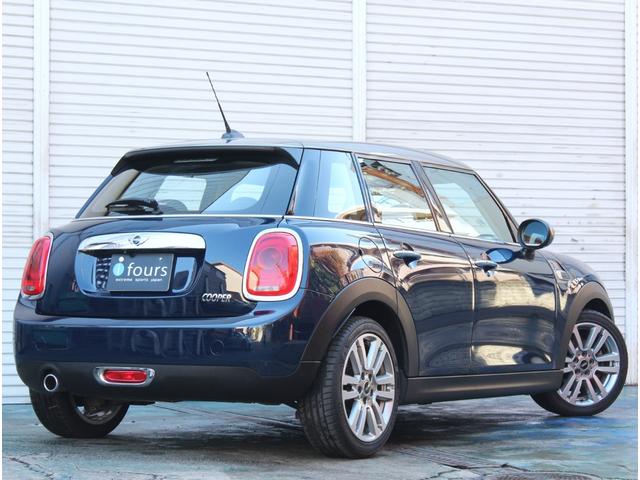 MINI クーパー セブン LEDオートライト レインセンサー 専用ハーフレザーシート クルーズコントロール 純正HDDナビ ブルートゥース AUX&USB入力 バックカメラ ドライブレコーダー 専用17インチアルミ ETC(59枚目)