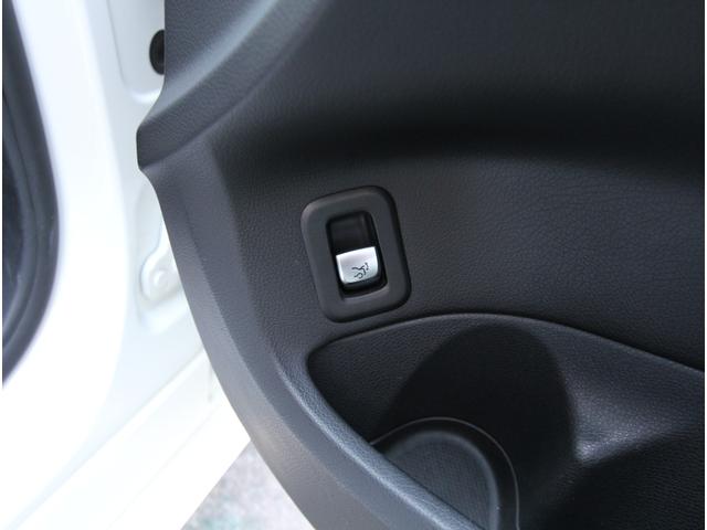 �V���[���[�����ɂ͍L�����k�X�y�[�X��ݒu���A�F�l�̂����X���҂����Ă���܂��I