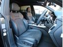 前席はシートヒーター付きの電動シート！