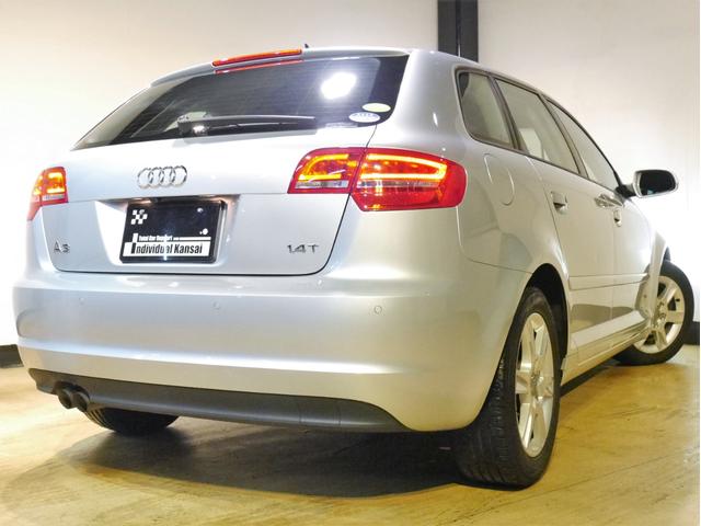 スポーツバック1.4TFSI スポーツバック1.4TFSI●ワンオーナー&禁煙車●最終モデル●SDDナビ・フルセグTV・bluetooth・バックカメラ●キセノンヘッドライト&LEDライナー●点検・整備済み・鑑定書・記録簿4枚付●(13枚目)