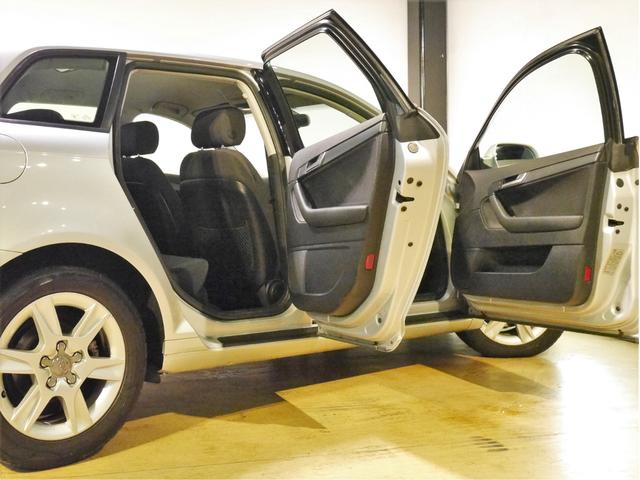 スポーツバック1.4TFSI スポーツバック1.4TFSI●ワンオーナー&禁煙車●最終モデル●SDDナビ・フルセグTV・bluetooth・バックカメラ●キセノンヘッドライト&LEDライナー●点検・整備済み・鑑定書・記録簿4枚付●(15枚目)