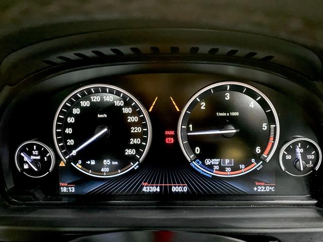 ５シリーズ ５２３ｄブルーパフォーマンス　ツーリング　●サンルーフ＆チルト●イノベーションＰＫＧ●禁煙車●本革シート＆ヒーター●ＨＤＤナビ・フルセグＴＶ・リアモニター・ブルートゥース・バックカメラ●オートクルーズ●キセノンライト●プッシュスタート●（56枚目）