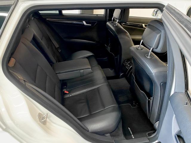 Cクラスステーションワゴン C200ステーションワゴン アバンギャルド ●ワンオーナー車●レーダーセーフティ&AMGスタイリングPKG●正規ディーラー車●最終型●追従オートクルーズ・追突軽減・死角警告・レーンキープ●レザーコンビシート●HDDナビ・TV・バックカメラ●(39枚目)