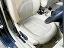 ●こちらは運転席着座面のお写真です。サイドサポート部分や座面の程度も良く、使用感の少ないシートとなります!!