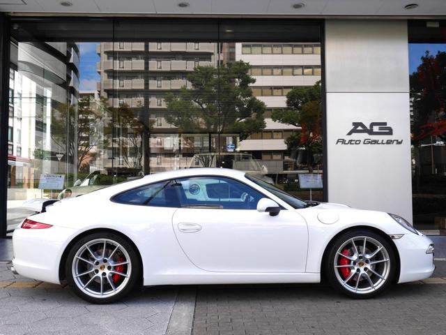 ９１１ ９１１カレラＳ　２０インチカレラＳホイール　ヒーター付きカーボンコンビステアリング　シートヒーター＆クーラー　スポーツエクゾースト　ナビＴＶ　ＥＴＣ　Ｂカメラ　ＧＰＳレーダー　ｂｌｕｅｔｏｏｔｈ　アルカンターラルーフ（6枚目）