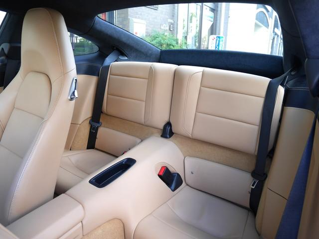 ９１１ ９１１カレラＳ　２０インチカレラＳホイール　ヒーター付きカーボンコンビステアリング　シートヒーター＆クーラー　スポーツエクゾースト　ナビＴＶ　ＥＴＣ　Ｂカメラ　ＧＰＳレーダー　ｂｌｕｅｔｏｏｔｈ　アルカンターラルーフ（28枚目）