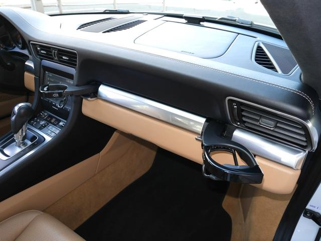 ９１１ ９１１カレラＳ　２０インチカレラＳホイール　ヒーター付きカーボンコンビステアリング　シートヒーター＆クーラー　スポーツエクゾースト　ナビＴＶ　ＥＴＣ　Ｂカメラ　ＧＰＳレーダー　ｂｌｕｅｔｏｏｔｈ　アルカンターラルーフ（32枚目）
