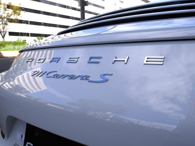 ９１１ ９１１カレラＳ　２０インチカレラＳホイール　ヒーター付きカーボンコンビステアリング　シートヒーター＆クーラー　スポーツエクゾースト　ナビＴＶ　ＥＴＣ　Ｂカメラ　ＧＰＳレーダー　ｂｌｕｅｔｏｏｔｈ　アルカンターラルーフ（35枚目）