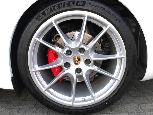 ９１１ ９１１カレラＳ　２０インチカレラＳホイール　ヒーター付きカーボンコンビステアリング　シートヒーター＆クーラー　スポーツエクゾースト　ナビＴＶ　ＥＴＣ　Ｂカメラ　ＧＰＳレーダー　ｂｌｕｅｔｏｏｔｈ　アルカンターラルーフ（39枚目）