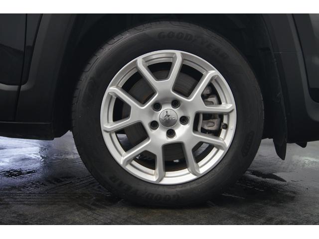 ジープ・レネゲード４ｘｅ リミテッド　４ｘｅ　４ＷＤ　ＬＥＤヘッドライト　純正ナビゲーション　Ｂｌｕｅｔｏｏｔｈ　フルセグ　レザーシート　ＥＴＣ　バックカメラ　ＡｐｐｌｅＣａｒＰｌａｙ　電動シート　アダプティブクルーズコントロール　認定中古車保証（61枚目）