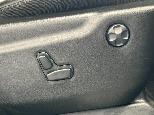 ジープ・グランドチェロキー リミテッド　ワンオーナー　ユーザー様下取車　ＡｐｐｌｅＣａｒＰｌａｙ　Ｂｌｕｅｔｏｏｔｈ　純正ナビゲーション　フルセグ　レザーシート　シートヒーター　前面衝突警報　アダプティブクルーズコントロール　認定中古車保証（39枚目）