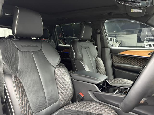 ジープ・グランドチェロキーL サミット リザーブ パノラマサンルーフ パレルモレザ McIntoshスピーカ AppleCarPlay Bluetooth 純正ナビゲーション フルセグ シートヒータ 前面衝突警報 ACC 360カメラ 認定中古車保証(28枚目)