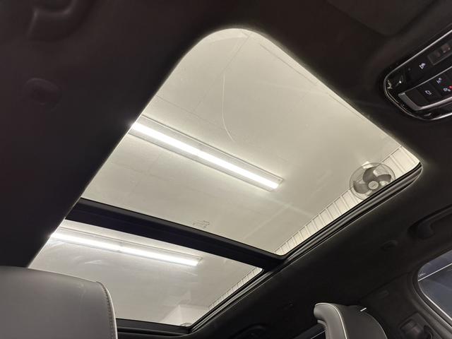 ジープ・グランドチェロキーL サミット リザーブ パノラマサンルーフ パレルモレザ McIntoshスピーカ AppleCarPlay Bluetooth 純正ナビゲーション フルセグ シートヒータ 前面衝突警報 ACC 360カメラ 認定中古車保証(50枚目)
