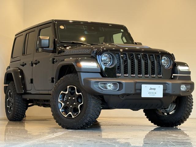 ジープ・ラングラーアンリミテッド４ｘｅ ルビコン４ｘｅ　レザーシート　シートヒーター　ＡｐｐｌｅＣａｒＰｌａｙ　Ｂｌｕｅｔｏｏｔｈ　純正ナビゲーション　フルセグ　ＬＥＤヘッドライト　前面衝突警報　ＡＣＣ　バックカメラ　ワンオーナー　認定中古車保証付（13枚目）