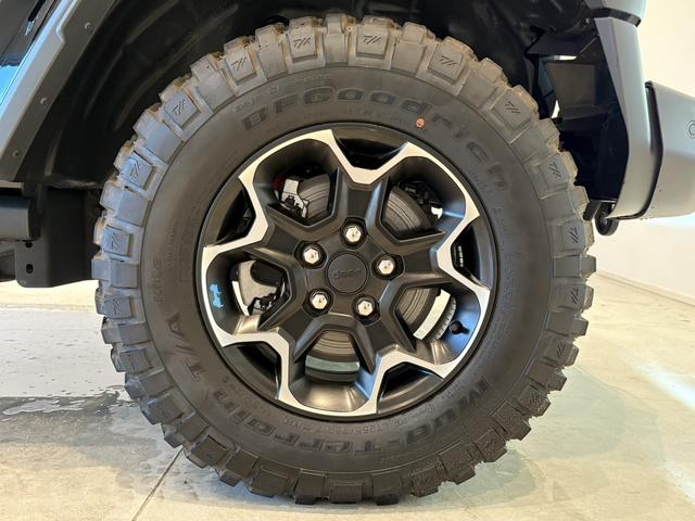 ジープ・ラングラーアンリミテッド４ｘｅ ルビコン４ｘｅ　レザーシート　シートヒーター　ＡｐｐｌｅＣａｒＰｌａｙ　Ｂｌｕｅｔｏｏｔｈ　純正ナビゲーション　フルセグ　ＬＥＤヘッドライト　前面衝突警報　ＡＣＣ　バックカメラ　ワンオーナー　認定中古車保証付（59枚目）