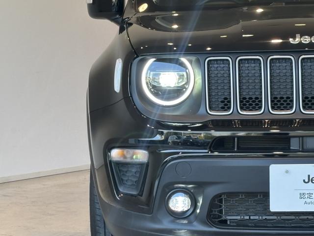 ジープ・レネゲード リミテッド LEDヘッドライト レザーシート シートヒーター AppleCarPlay Bluetooth 純正ナビゲーション フルセグ 前面衝突警報 ACC バックカメラ ワンオーナー 認定中古車保証付(54枚目)