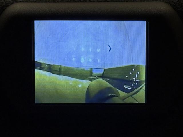 ジープ・ラングラーアンリミテッド サハラ ボディ色:ライノー ナビ 地デジ バックカメラ 純正18インチAWブラック塗装 オートヘッドライト ナンバー移設(65枚目)