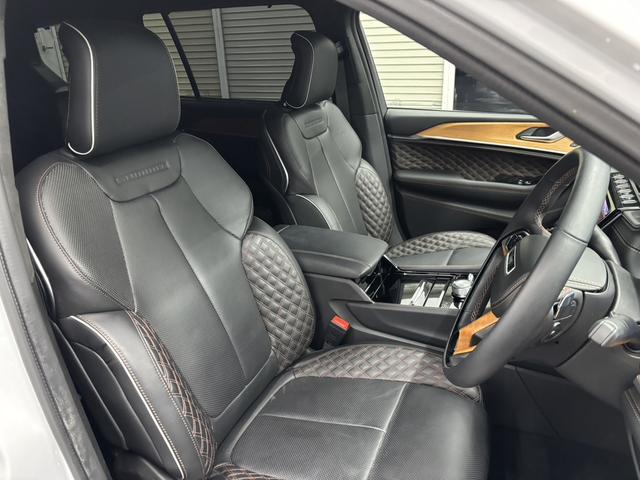 ジープ・グランドチェロキーL サミット リザーブ パノラマサンルーフ パレルモレザー McIntoshスピーカー AppleCarPlay Bluetooth 純正ナビ フルセグ シートヒーター 前面衝突警報 ACC 360度カメラ 認定中古車保証(28枚目)