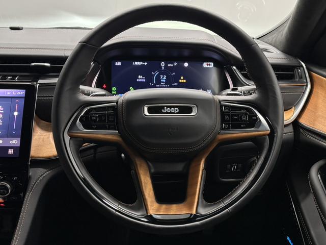 ジープ・グランドチェロキーL サミット リザーブ パノラマサンルーフ パレルモレザー McIntoshスピーカー AppleCarPlay Bluetooth 純正ナビ フルセグ シートヒーター 前面衝突警報 ACC 360度カメラ 認定中古車保証(75枚目)