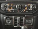 サハラ　レザーシート　シートヒーター　ＡｐｐｌｅＣａｒＰｌａｙ　Ｂｌｕｅｔｏｏｔｈ　純正ナビゲーション　フルセグ　ＬＥＤヘッドライト　前面衝突警報　ＡＣＣ　バックカメラ　ワンオーナー　認定中古車保証付（40枚目）
