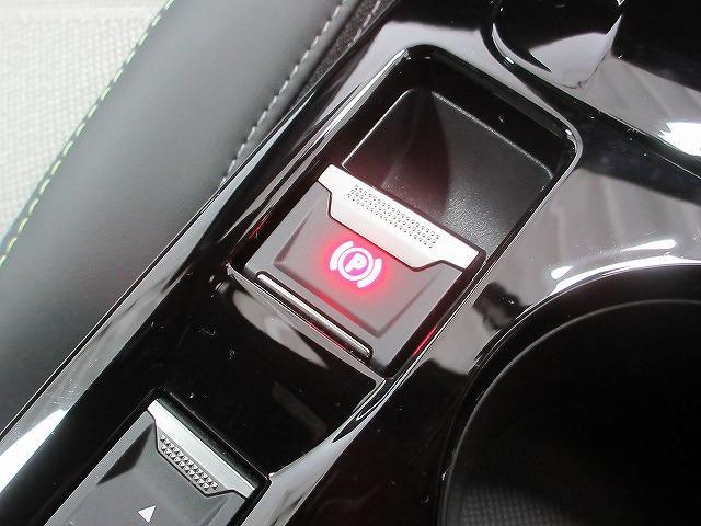 208 GTライン ワンオーナー アクティブセーフティブレーキ アクティブクルーズコントロール レーンキープアシスト ブラインドスポットモニター クリアランスソナー アップルカープレイ アンドロイドオート(15枚目)