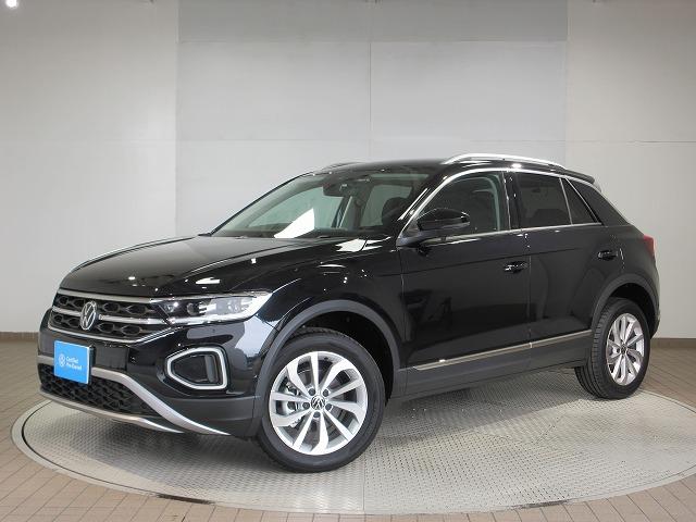 Ｔ－ロック ＴＳＩ　スタイル　ＤｉｓｃｏｖｅｒＰｒｏナビ　ＥＴＣ　バックカメラ　デジタルメータークラスター　アダプティブクルーズコントロール　マルチファンクションステアリング（4枚目）