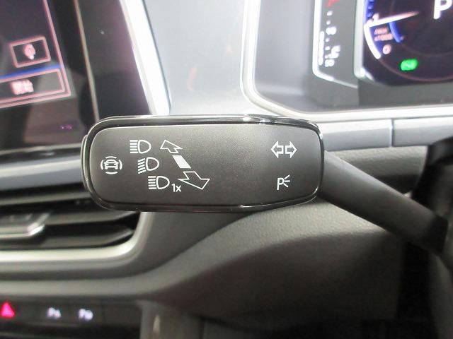 Ｔ－ロック ＴＳＩ　スタイル　ＤｉｓｃｏｖｅｒＰｒｏナビ　ＥＴＣ　バックカメラ　デジタルメータークラスター　アダプティブクルーズコントロール　マルチファンクションステアリング（18枚目）