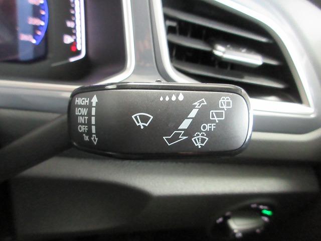 Ｔ－ロック ＴＳＩ　スタイル　ＤｉｓｃｏｖｅｒＰｒｏナビ　ＥＴＣ　バックカメラ　デジタルメータークラスター　アダプティブクルーズコントロール　マルチファンクションステアリング（19枚目）