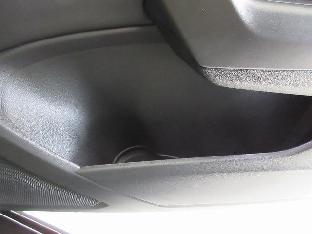 Ｔ－ロック ＴＳＩ　スタイル　ＤｉｓｃｏｖｅｒＰｒｏナビ　ＥＴＣ　バックカメラ　デジタルメータークラスター　アダプティブクルーズコントロール　マルチファンクションステアリング（24枚目）