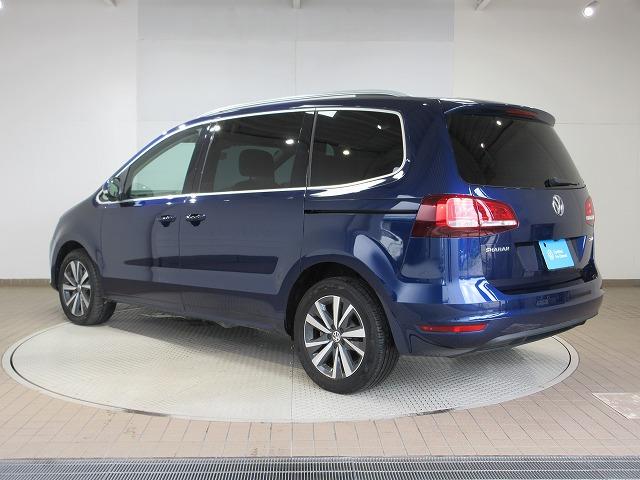 シャラン ＴＤＩ　ハイライン　アダプティブクルーズコントロール　レーンキープアシスト　パークディスタンスコントロール　パワーバックドア　電動スライドドア（両側）（7枚目）