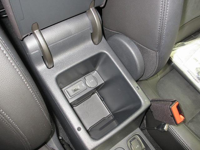 シャラン ＴＤＩ　ハイライン　アダプティブクルーズコントロール　レーンキープアシスト　パークディスタンスコントロール　パワーバックドア　電動スライドドア（両側）（48枚目）