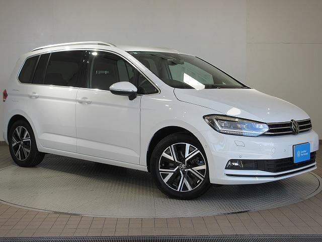 ゴルフトゥーラン TSI ハイライン DiscoverProナビ ETC バックカメラ デジタルメータークラスター アダプティブクルーズコントロール マルチファンクションステアリング(4枚目)