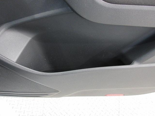 ゴルフトゥーラン TSI ハイライン DiscoverProナビ ETC バックカメラ デジタルメータークラスター アダプティブクルーズコントロール マルチファンクションステアリング(32枚目)