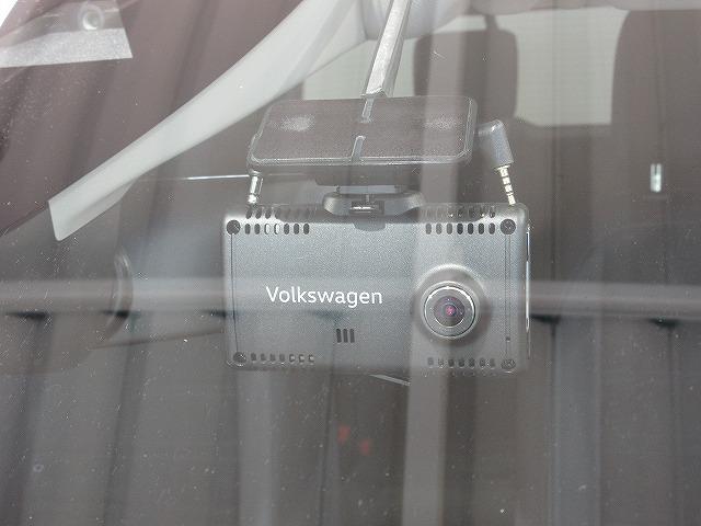 ゴルフトゥーラン TSI ハイライン DiscoverProナビ ETC バックカメラ デジタルメータークラスター アダプティブクルーズコントロール マルチファンクションステアリング(17枚目)