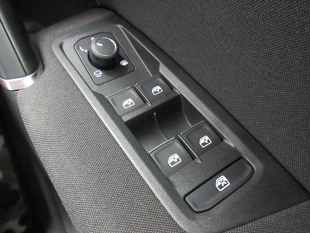 ゴルフトゥーラン TSI ハイライン DiscoverProナビ ETC バックカメラ デジタルメータークラスター アダプティブクルーズコントロール マルチファンクションステアリング(38枚目)