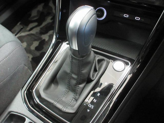 ゴルフトゥーラン TSI ハイライン DiscoverProナビ ETC バックカメラ デジタルメータークラスター アダプティブクルーズコントロール マルチファンクションステアリング(47枚目)