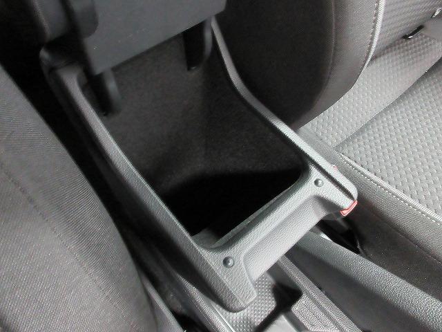 ポロ ＴＳＩアクティブ　ＤｉｓｃｏｖｅｒＰｒｏナビ　ＥＴＣ　バックカメラ　デジタルメータークラスター　アダプティブクルーズコントロール　マルチファンクションステアリング（23枚目）