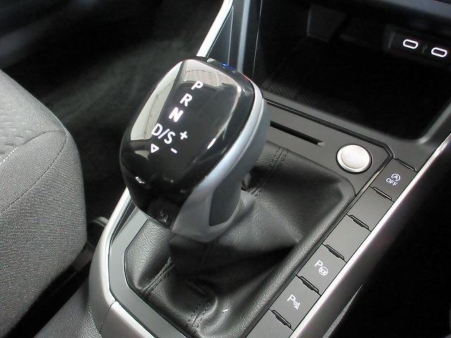 ポロ ＴＳＩアクティブ　ＤｉｓｃｏｖｅｒＰｒｏナビ　ＥＴＣ　バックカメラ　デジタルメータークラスター　アダプティブクルーズコントロール　マルチファンクションステアリング（24枚目）