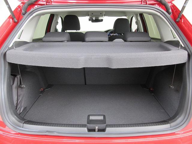 ポロ ＴＳＩアクティブ　ＤｉｓｃｏｖｅｒＰｒｏナビ　ＥＴＣ　バックカメラ　デジタルメータークラスター　アダプティブクルーズコントロール　マルチファンクションステアリング（30枚目）