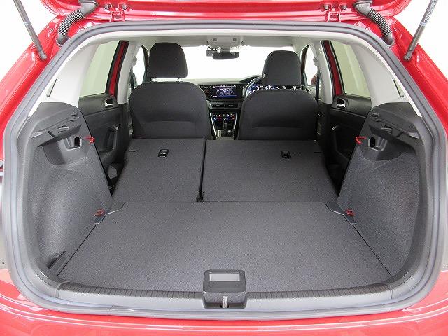 ポロ ＴＳＩアクティブ　ＤｉｓｃｏｖｅｒＰｒｏナビ　ＥＴＣ　バックカメラ　デジタルメータークラスター　アダプティブクルーズコントロール　マルチファンクションステアリング（32枚目）