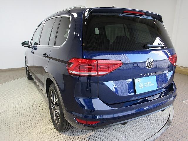 ゴルフトゥーラン ＴＳＩ　ハイライン　ＤｉｓｃｏｖｅｒＰｒｏナビ　ＥＴＣ　バックカメラ　デジタルメータークラスター　アダプティブクルーズコントロール　マルチファンクションステアリング（11枚目）