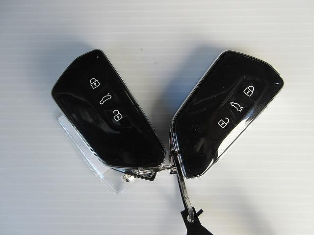 ゴルフ ｅＴＳＩスタイル　ＤｉｓｃｏｖｅｒＰｒｏナビ　ＥＴＣ　バックカメラ　デジタルメータークラスター　アダプティブクルーズコントロール　マルチファンクションステアリング（40枚目）