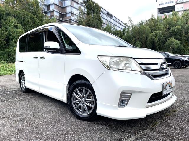 お安く提供させて頂く為少人数で運営しております。納車・登録・車輌の仕入れ等で直接ご来店の際に不在の場合がございます。土曜日は夕方からの営業となります。