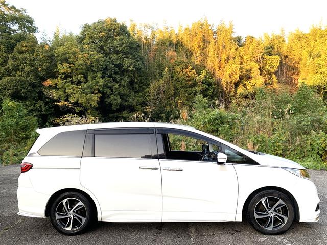 オデッセイ アブソルート・ＥＸ　１年保証　禁煙車　本革シート　シートヒーター　地デジ８インチナビ　Ｂｌｕｅｔｏｏｔｈ　ＨＤＭｌ　ＥＴＣ　両側パワースライドドア　前後方ドラレコ　パドルシフト　ＬＥＤヘッドライト　衝突軽減ブレーキ（11枚目）