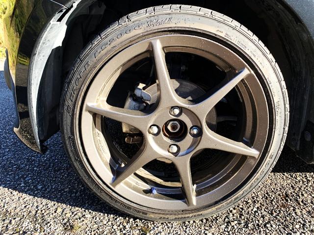 アルトターボＲＳ ベースグレード　ターボ　１年保証　禁煙車　１オーナー車　ＨＫＳマフラー　Ｐ１レーシングアルミ　地デジナビ　Ｂｌｕｅｔｏｏｔｈ　前後方ドライブレコーダー　ＥＴＣ　シートヒーター　衝突軽減ブレーキ　アイドリングストップ（13枚目）