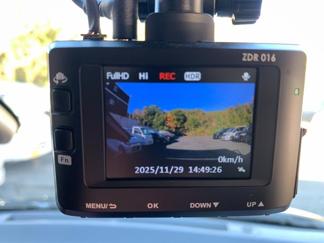 アルトターボＲＳ ベースグレード　ターボ　１年保証　禁煙車　１オーナー車　ＨＫＳマフラー　Ｐ１レーシングアルミ　地デジナビ　Ｂｌｕｅｔｏｏｔｈ　前後方ドライブレコーダー　ＥＴＣ　シートヒーター　衝突軽減ブレーキ　アイドリングストップ（30枚目）