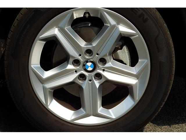 Ｘ１ ｘＤｒｉｖｅ　２０ｄ　ｘライン　弊社試乗車　アクティブクルーズコントロール　電動フロントシート　パノラマガラスサンルーフ　オートマチックテールゲート　ルーフレール　アダプティブＬＥＤヘッドライト　ＨＤＤナビ　全方位カメラ　１８ＡＷ（56枚目）