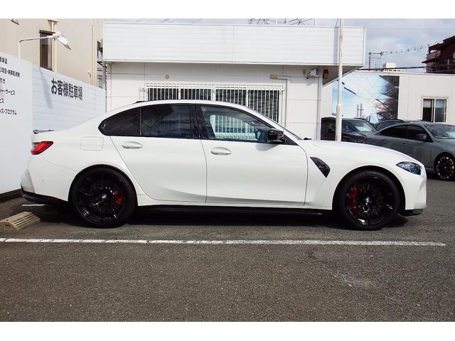 M3 M3セダン コンペティション M xDrive ワンオーナー アクティブクルーズコントロール フロントベンチレーションシート オートマチックトランクリッド カーボンファイバールーフ アンビエントライト HDDナビ 全方位カメラ 19/20AW(7枚目)